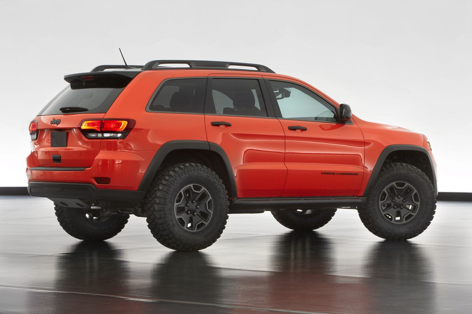 Jeep Grand Cherokee Mopar