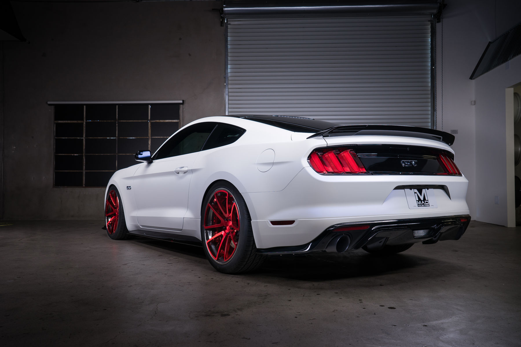 2015 Ford Mustang | 2015 Motoroso Ford Mustang Tail Lights
