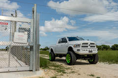 Dodge Ram Cummins 2500HD 