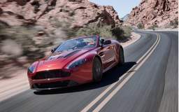 2015 Aston Martin V12 Vantage S Roadster