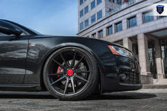 Black Audi S5 - Fitment