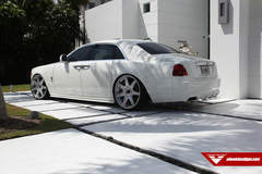 Rolls Royce Ghost RR04