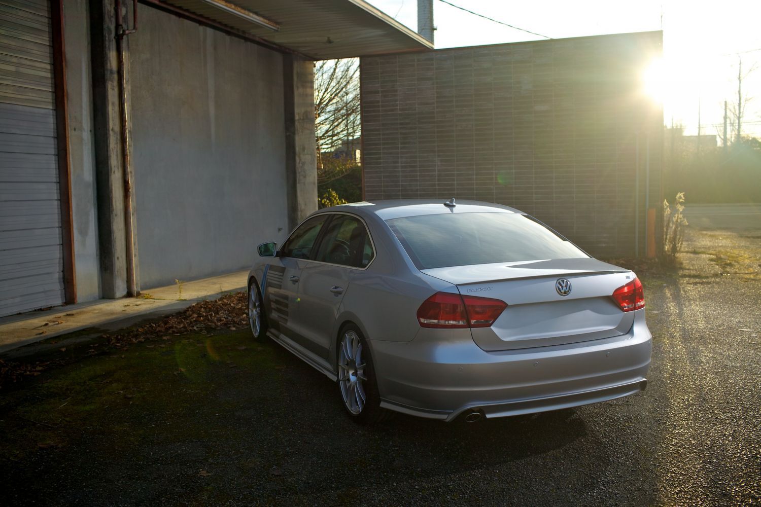 2012 Volkswagen Passat | H&R 2012 VW Passat