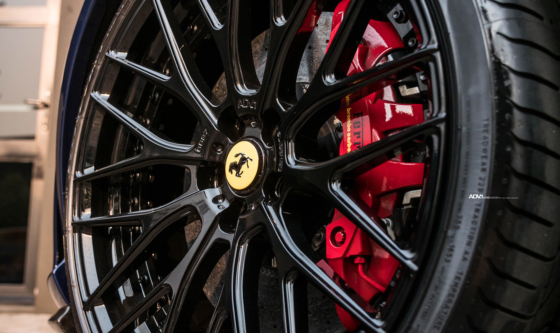 Ferrari F12 Berlinetta | Ferrari 812 Superfast - ADV.1 ADV10.0 M.V2 Super Light Series Wheels