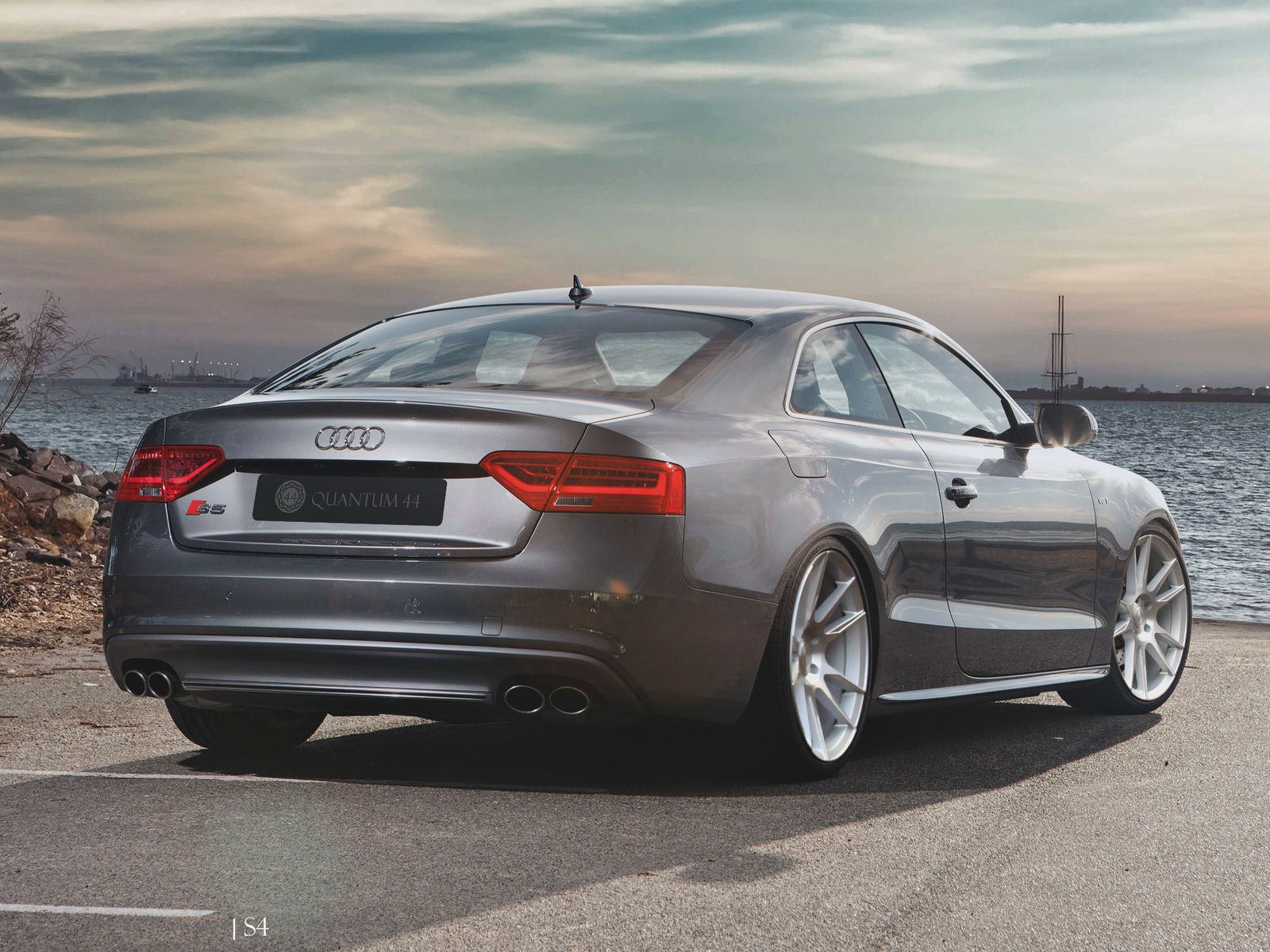 Audi S5 | Quantum44 S4 - Audi S5