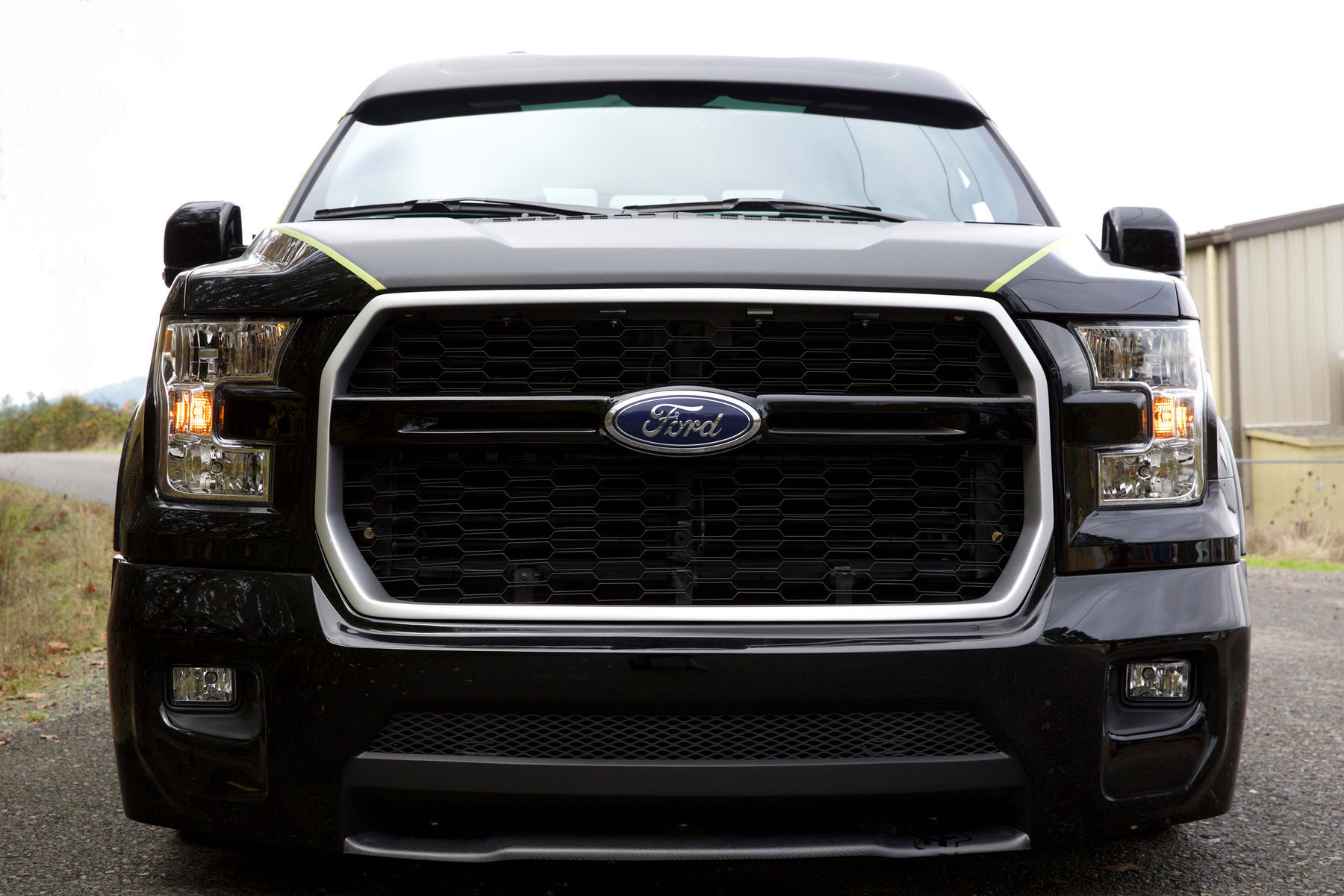 2016 Ford F-150 | 2016 Ford F-150 4x2 XLT SuperCrew by Hulst Customs - Head on
