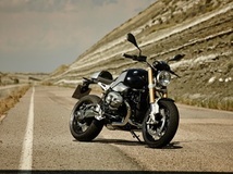 R Nine T
