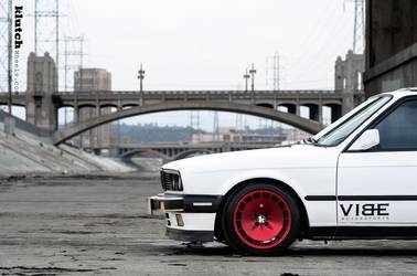 1986 BMW 3 Series | BMW E30 on 15" Klutch KM16 Wheels - Vibe Motorsports