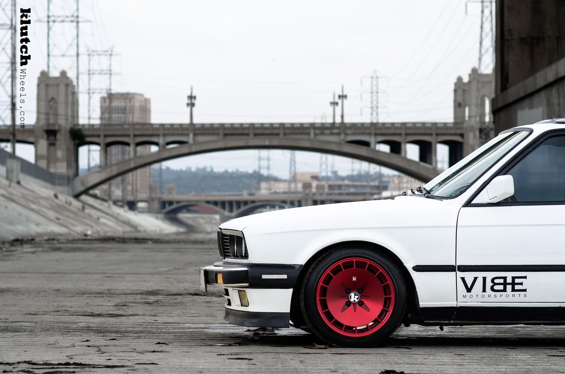 1986 BMW 3 Series | BMW E30 on 15