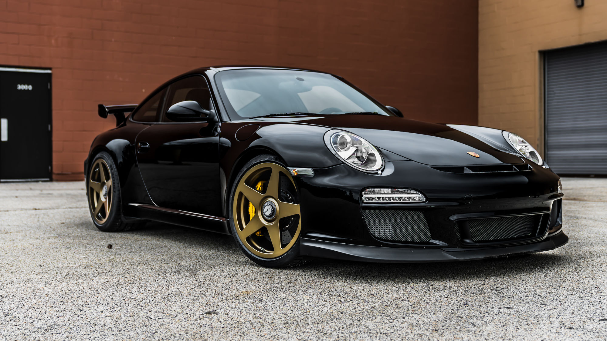 2011 Porsche 911 | Roadster Shop-Prepped Porsche 997 GT3 on Center Locking Forgeline One Piece Forged Monoblock FF1 Wheels