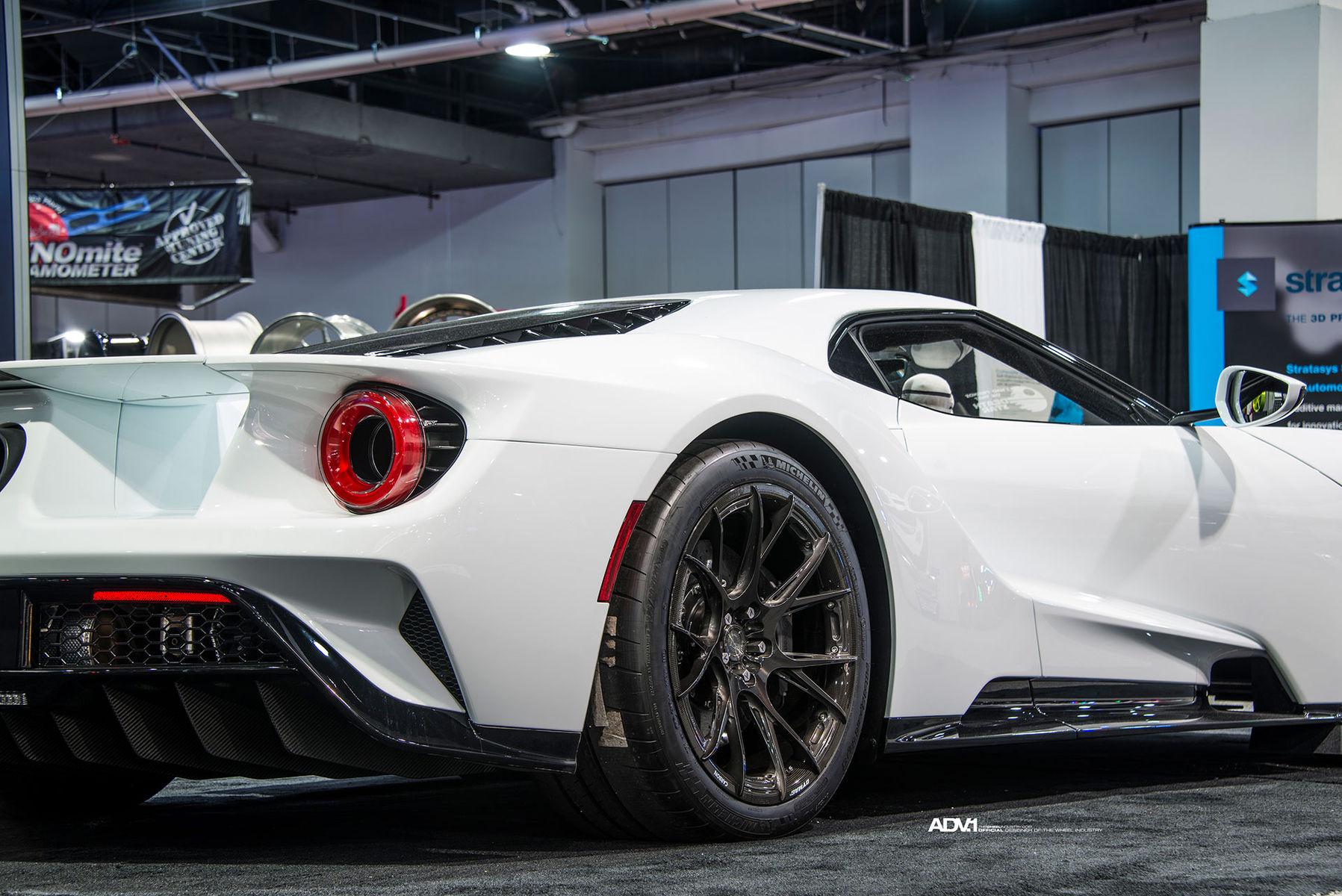 2018 Ford GT | ADV.1 SEMA Show - Ford GT with Carbon Fiber Wheels