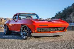 Greg Thurmond's "SCAR" 1965 Corvette on Forgeline DE3C Concave Wheels