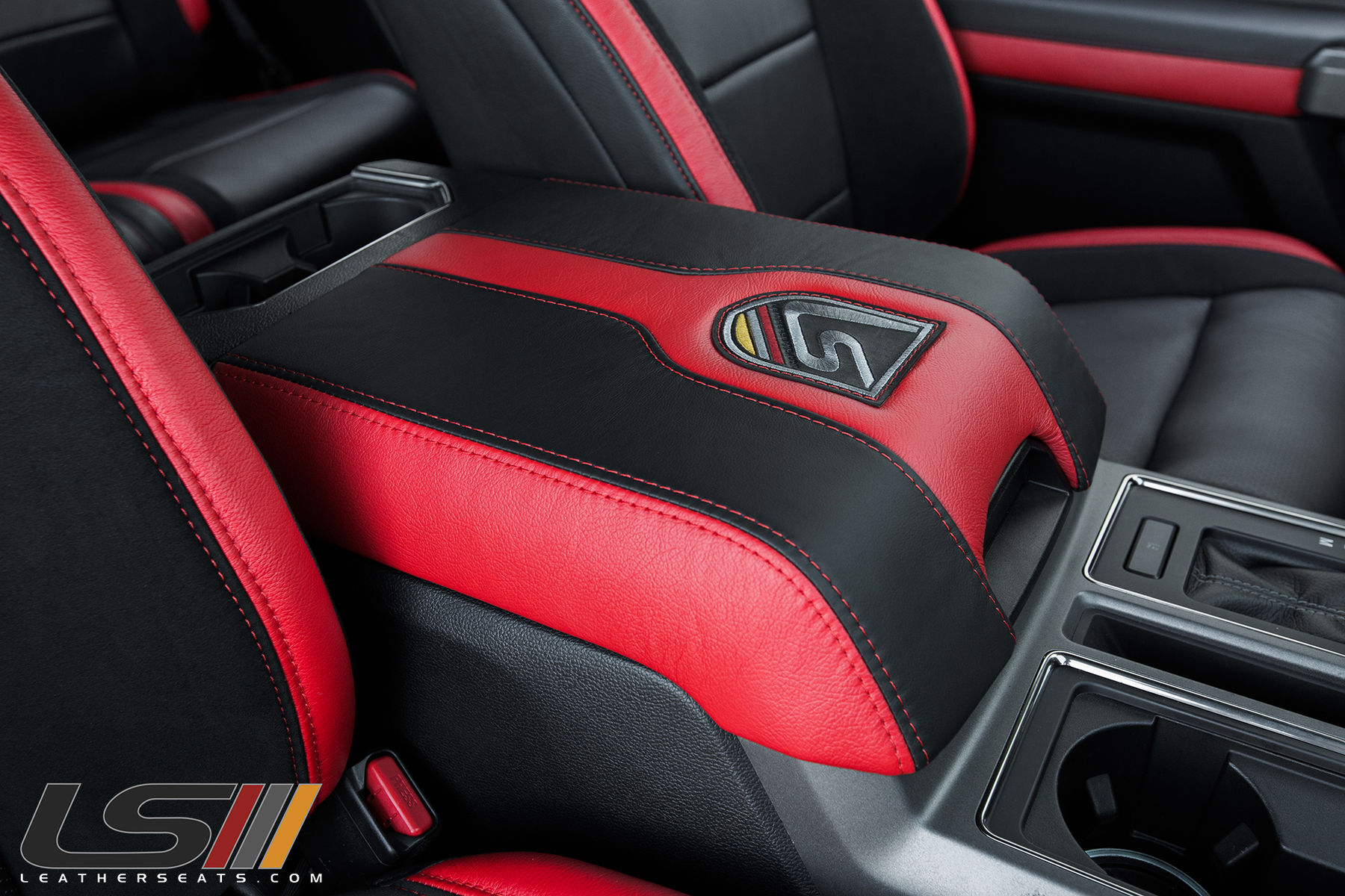 2017 Ford Raptor | 2017 Ford F-150 Raptor Interior By LeatherSeats.com