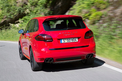 2014 Porsche Cayenne GTS