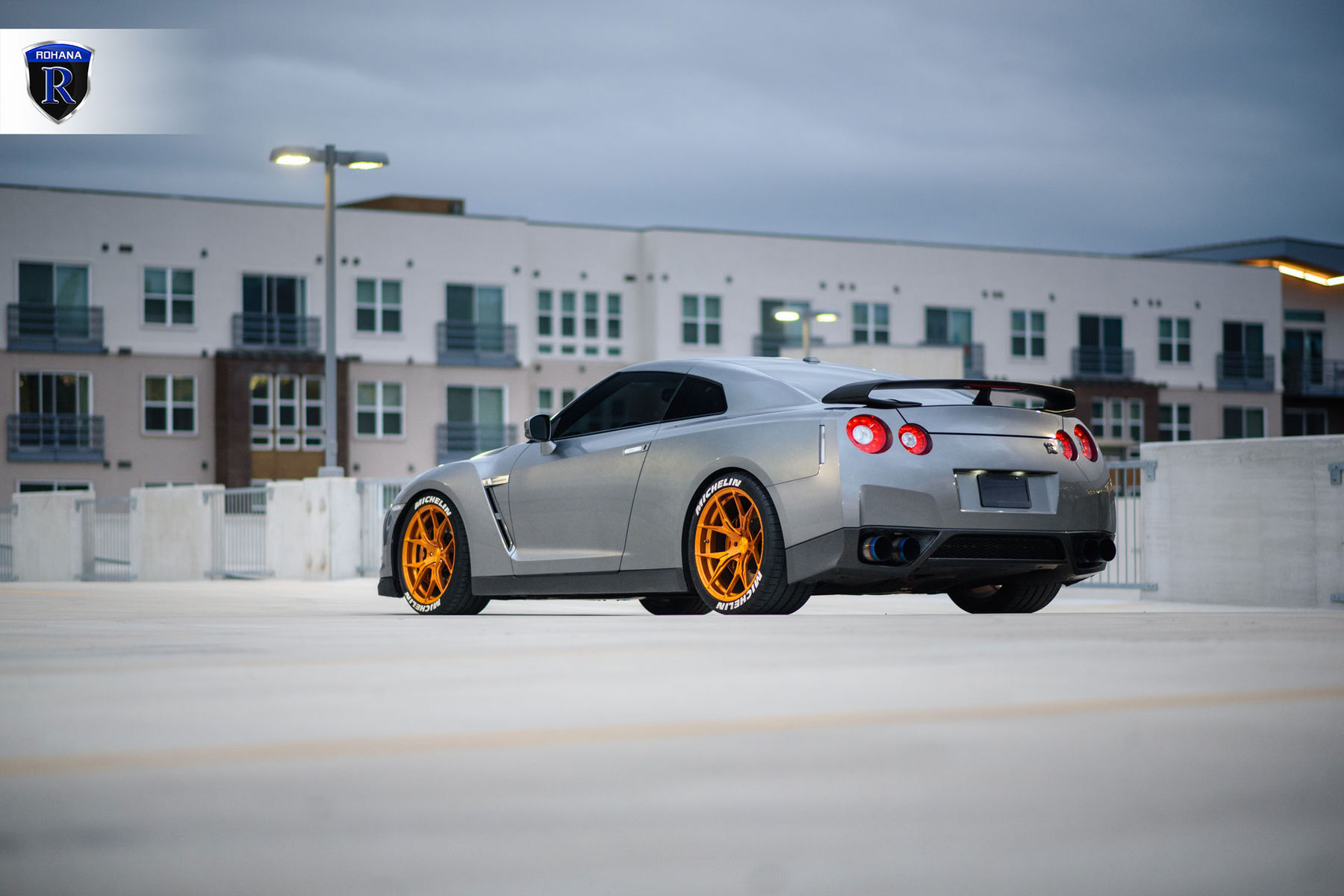 2016 Nissan GT-R | Gray Nissan GTR - Side Angled Shot