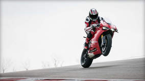 Ducati 1199 Panigale R - Wheelie