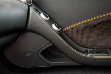 2013 McLaren MP4-12C | 12C 1827