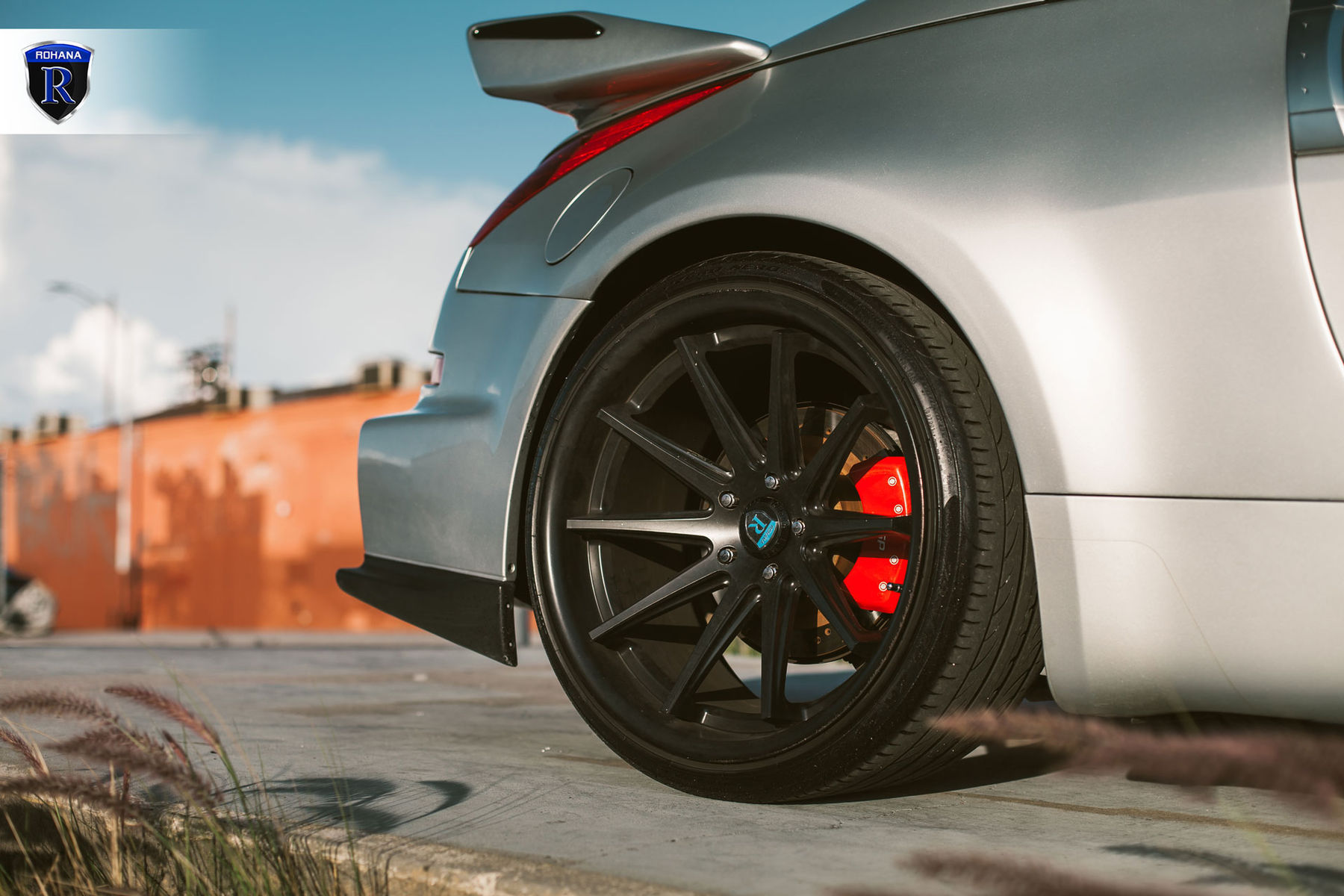  Nissan 350Z | Custom 350Z - Up Close Wheel Shot