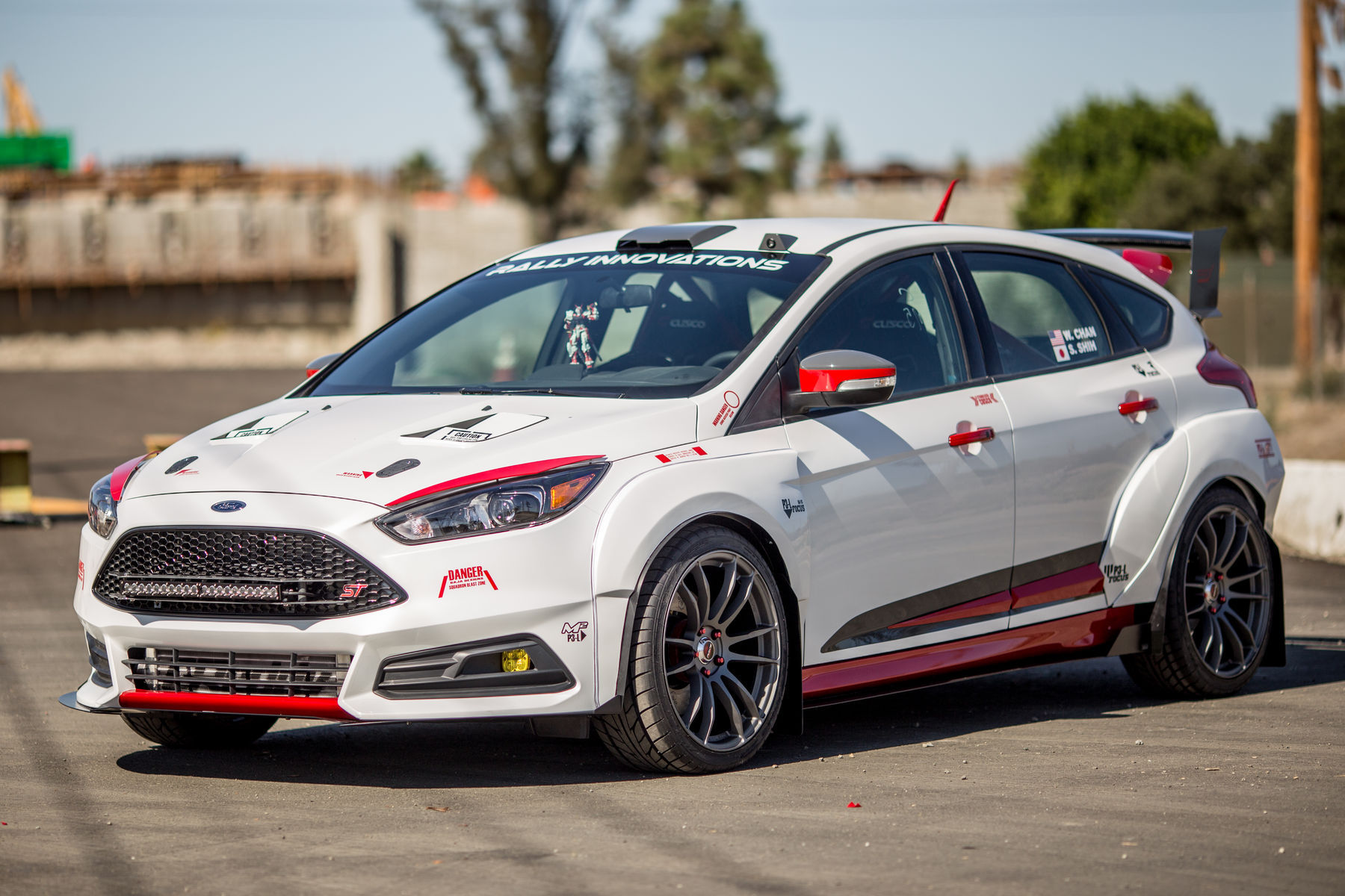    | 2015 SEMA Gundam Focus ST