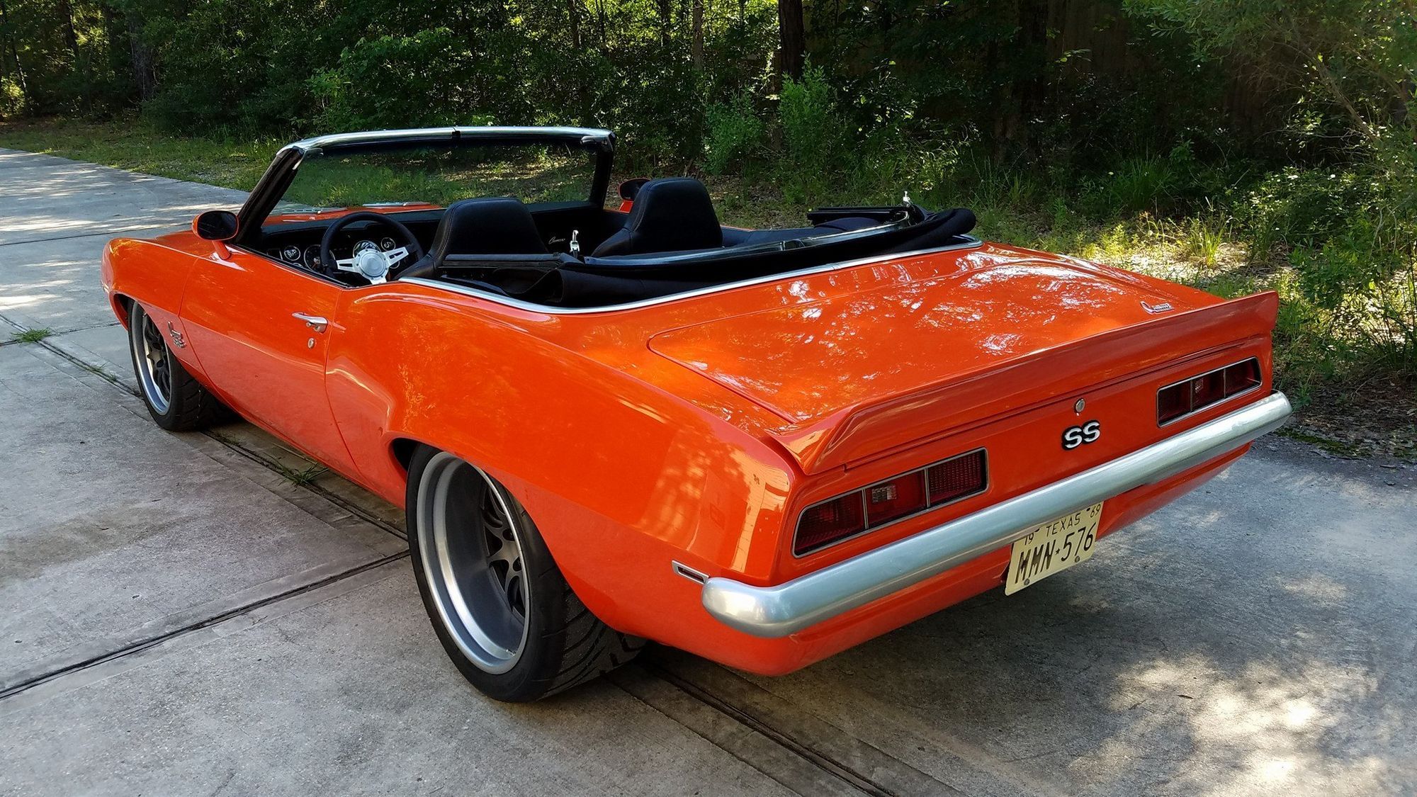 1969 Chevrolet Camaro | Tony Whatley's '69 Camaro SS 350 Convertible on Forgeline GZ3 Wheels