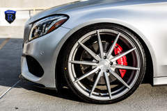 Mercedes Benz C400