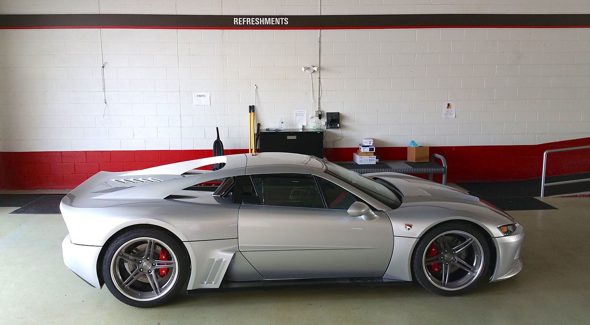 2016 Falcon F7 | Falcon F7 on Forgeline SC3C Wheels