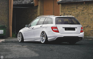 Quantum44 S4 - Mercedes Benz C250 CDI  