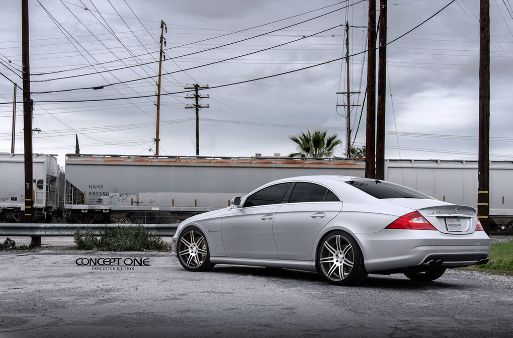 2011 Mercedes-Benz CL-Class | 2011 Mercedes-Benz CLS55 on Concept One CSM7's