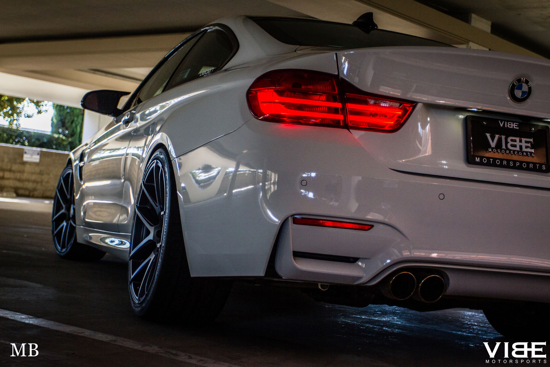 2015 BMW M4 | BMW M4 on Gunmetal Velgen Wheels - Taillights
