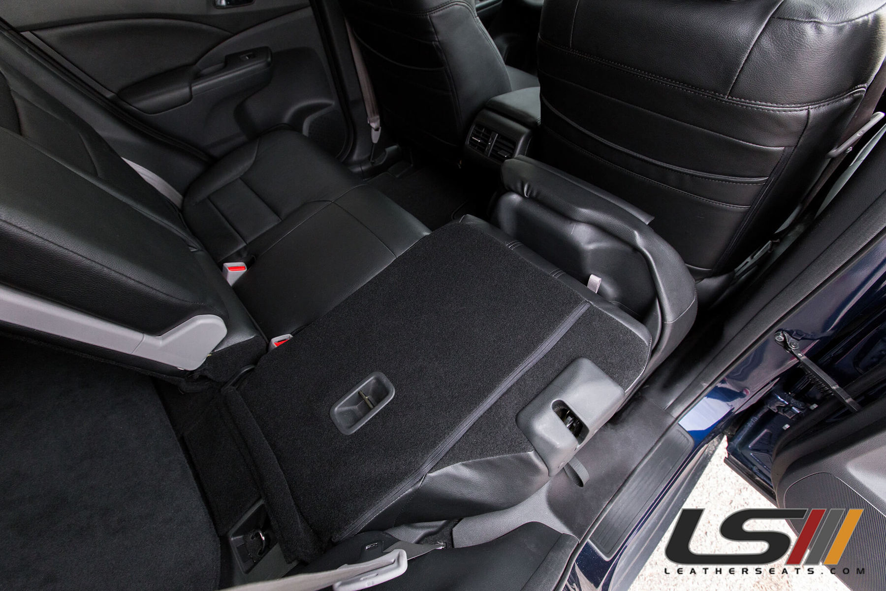2015 Honda CR-V | 2015 Honda CR-V Interior By LeatherSeats.com