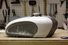 DIY pinstriping for the Bullitt CB tank