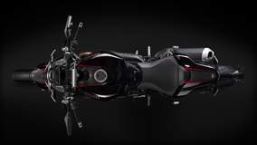 Monster 1200 R - Top