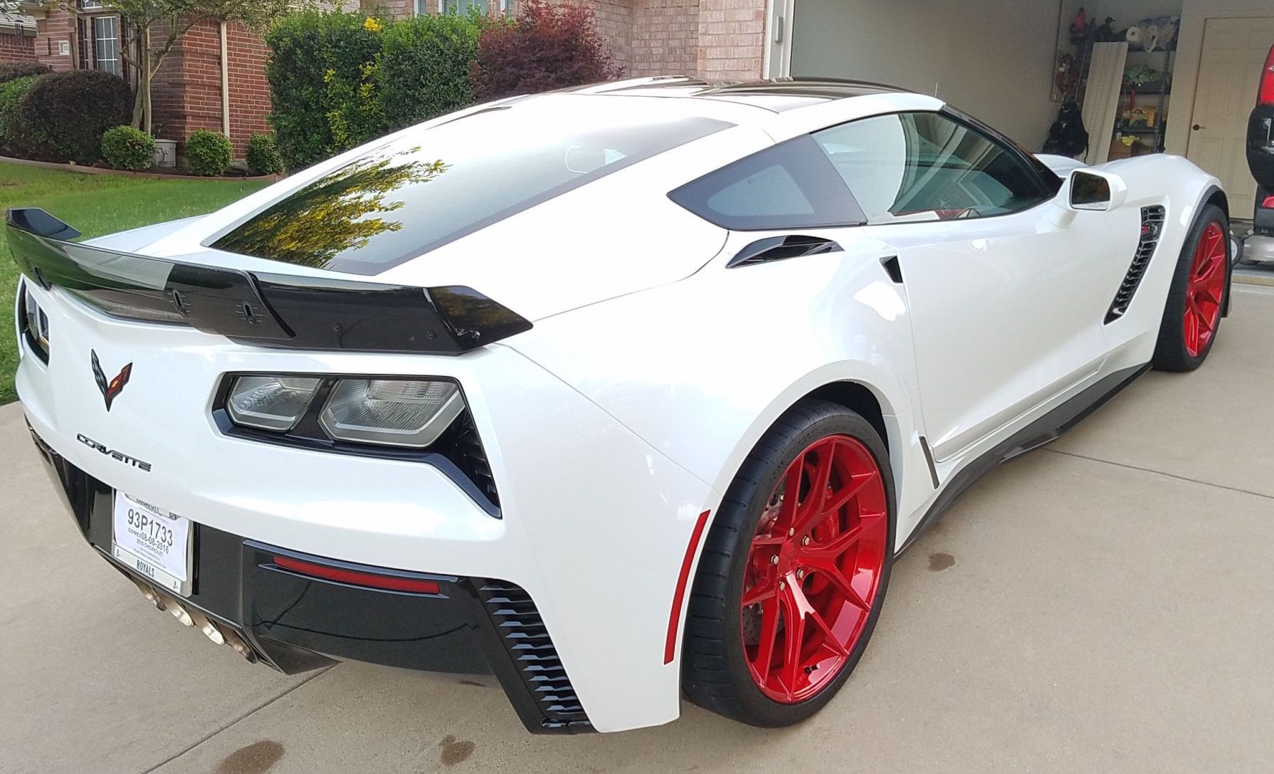 2016 Chevrolet Corvette Z06 | Arctic White C7 Corvette Z06 on Forgeline One Piece Forged Monoblock VX1 Wheels - Side Angled Shot