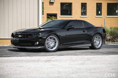 Black 5th Generation Chevrolet Camaro SS - CCW SP16A Forged Monoblock Wheels