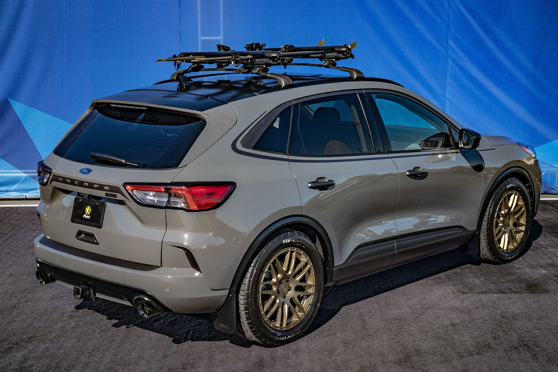 2020 Ford Escape | 2020 Ford Escape SEL AWD “Urban” Escape By LGE-CTS Motorsports - high 3/4