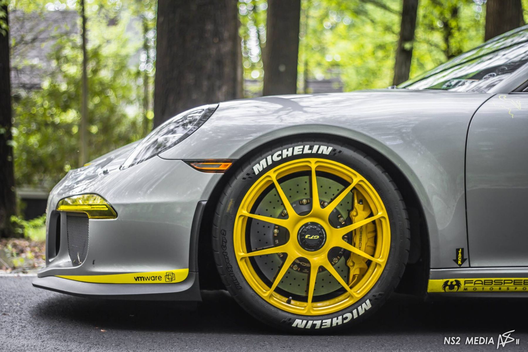 2016 Porsche 911 | Phil T's Porsche 991 GT3 With PCCB Ceramic Brakes on 19-inch Forgeline One Piece Forged Monoblock GA1R Centerlock Wheels