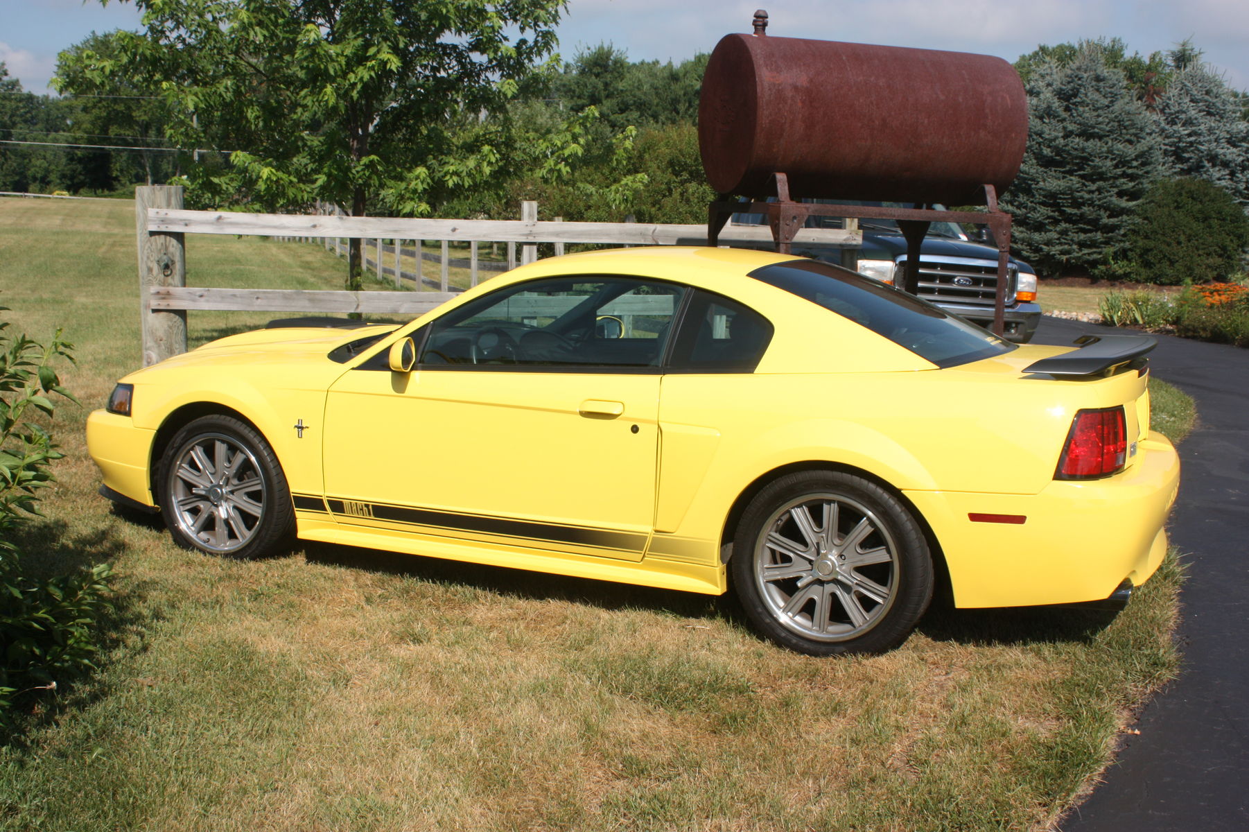 2003 Ford Mustang | MRT 2003 Mach 1