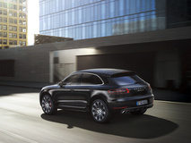 '14 Porsche Macan Turbo