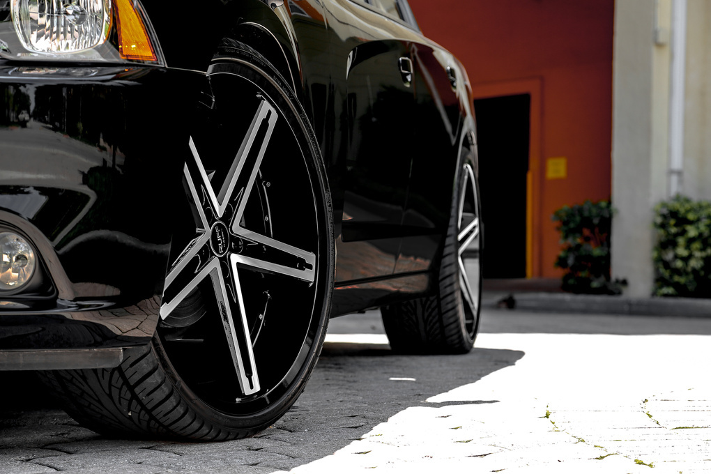 2011 Dodge Charger | Dodge Charger on Ruff R359's