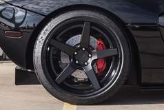 Bernie Katz' Ford GT on Forgeline AL300 Wheels
