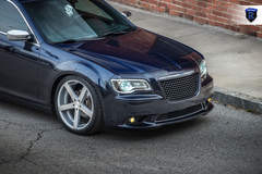 Chrysler 300 - Lowered Front