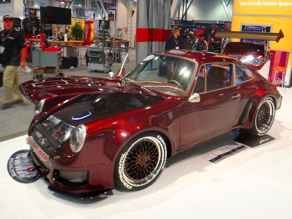 1970 Porsche 911 | The Custom Shop's 1970 Porsche 911 on Forgeline Heritage Series LS3 Wheels