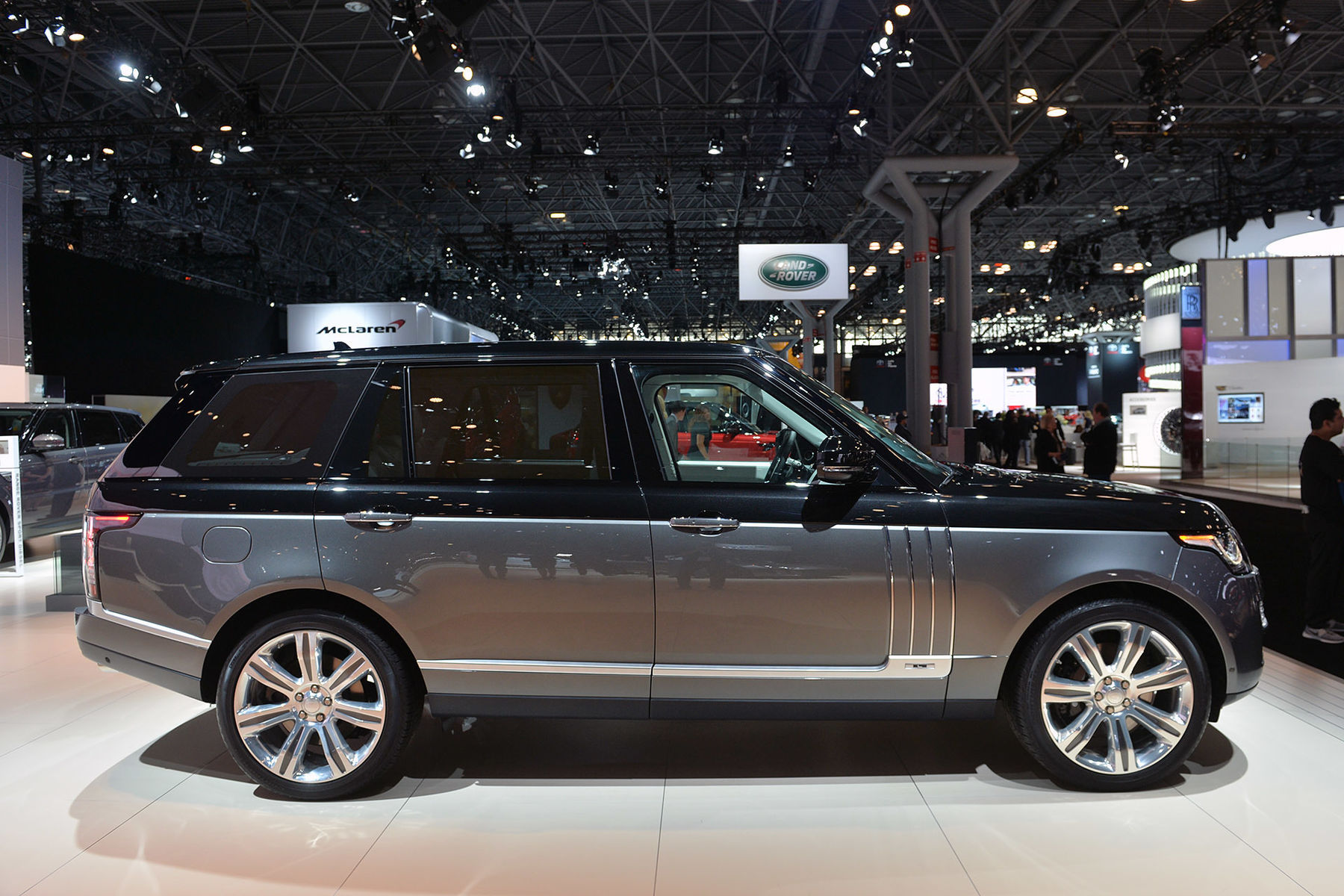 2017 Land Rover | Land Rover SVO Exploration