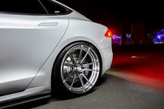 White Tesla Model S - ADV.1 ADV5.2 M.V2 SL Wheels