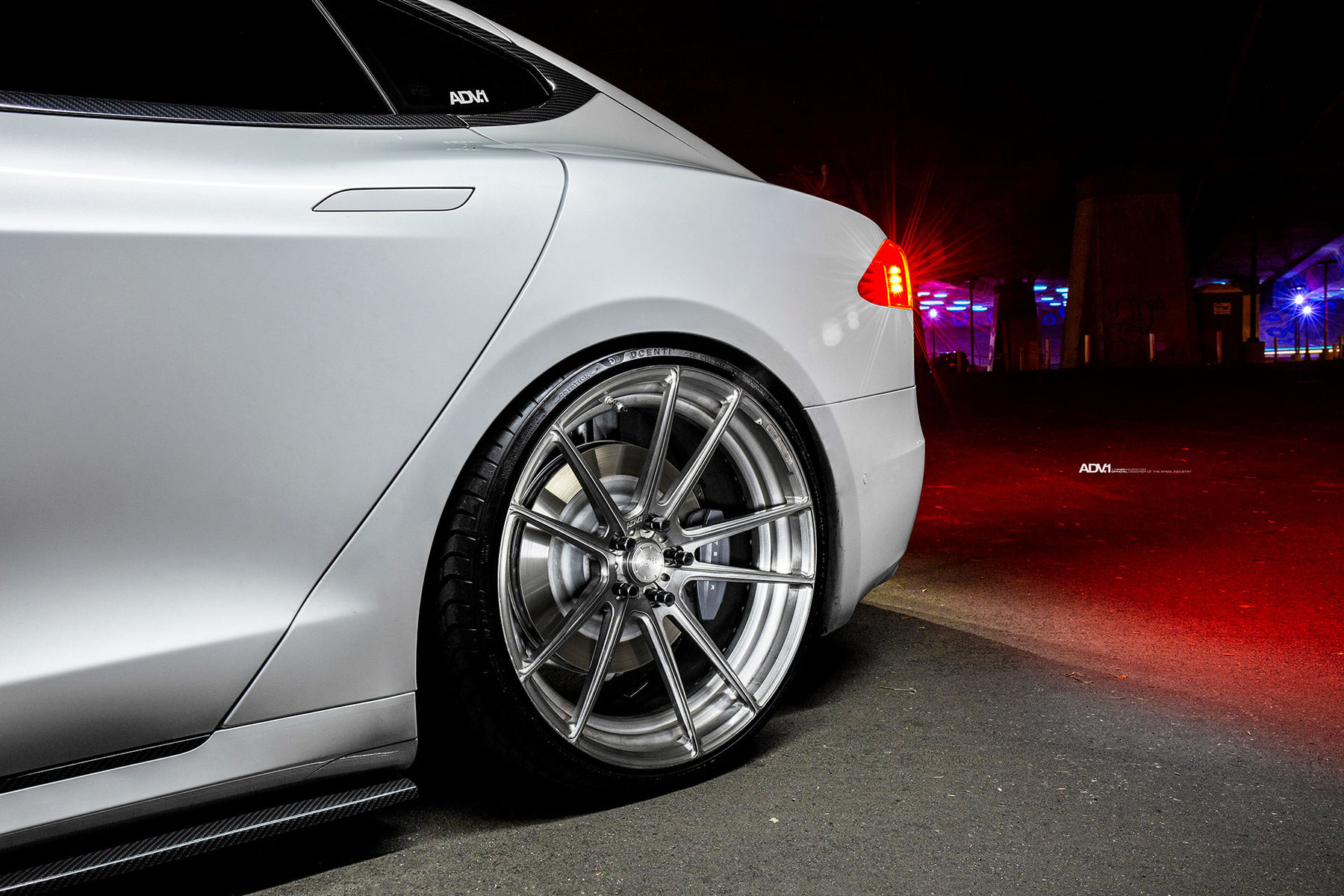  Tesla Model S | White Tesla Model S - ADV.1 ADV5.2 M.V2 SL Wheels