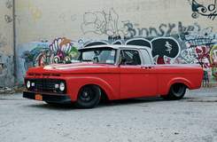Custom Pro-Touring ’63 Ford F-100