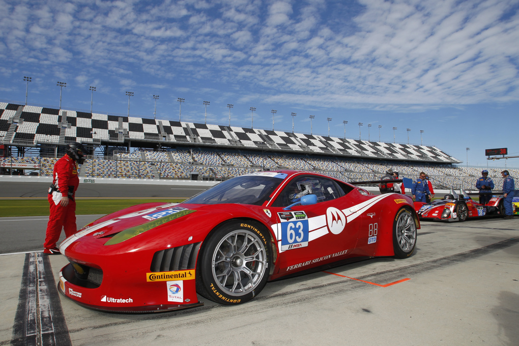    | Ferrari with Continental Tires at the 2014 Rolex 24