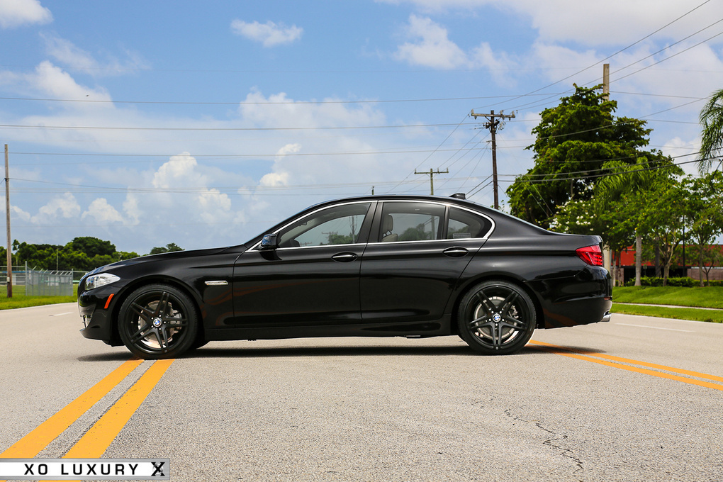 2012 BMW 5 Series | '12 BMW 528i on XO Caracas