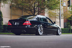 Lexus LS430