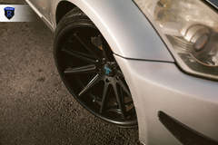 Custom 350Z - Right Front Wheel